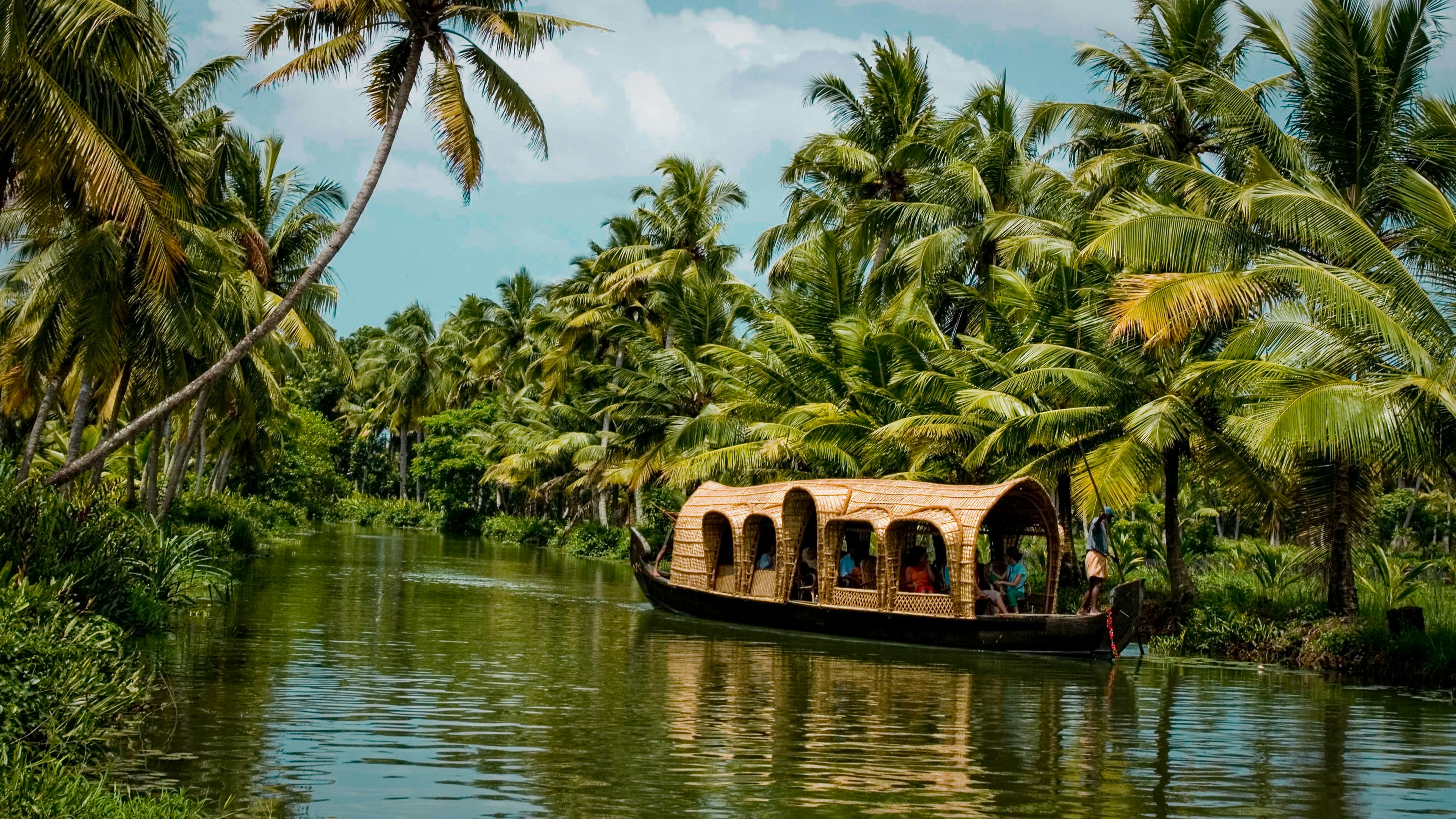 Lakes, Rivers & Backwaters — Alappuzha, Kerala